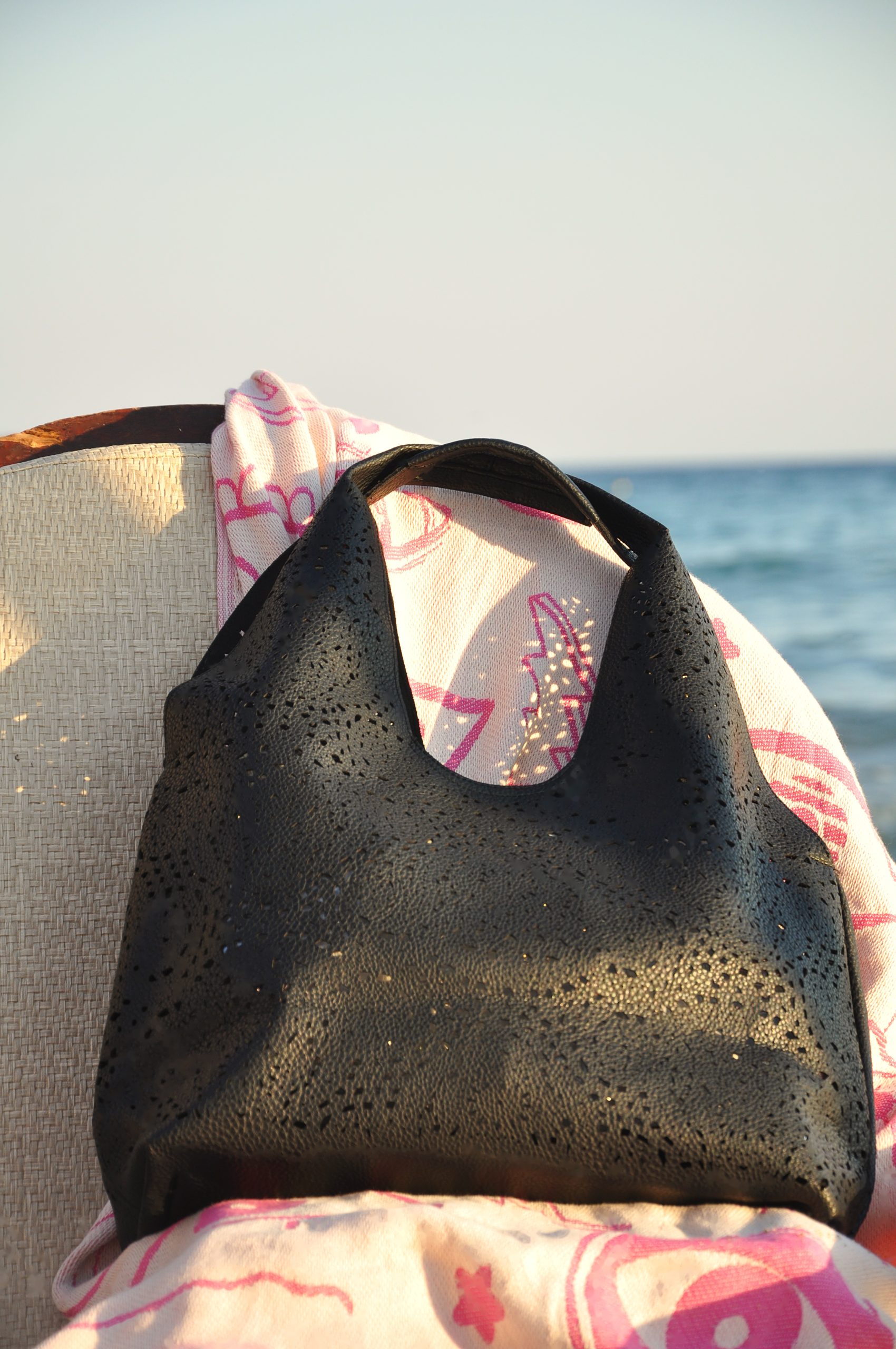 Tote woven